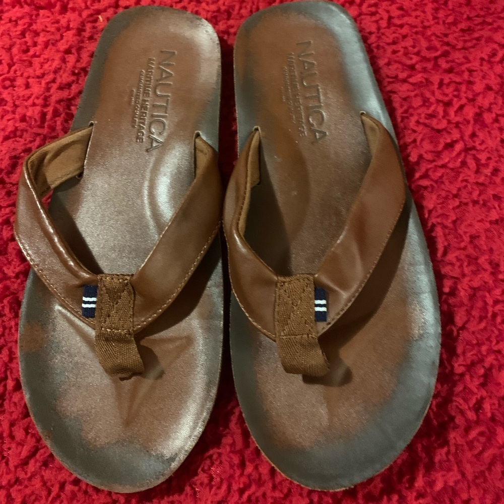 Nautica Flip Flops